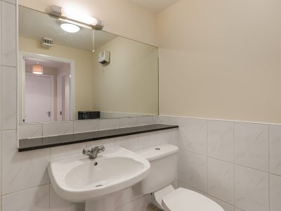 329 Castleforbes Square - Bathroom (3 of 4) - Photo - Ben Ryan